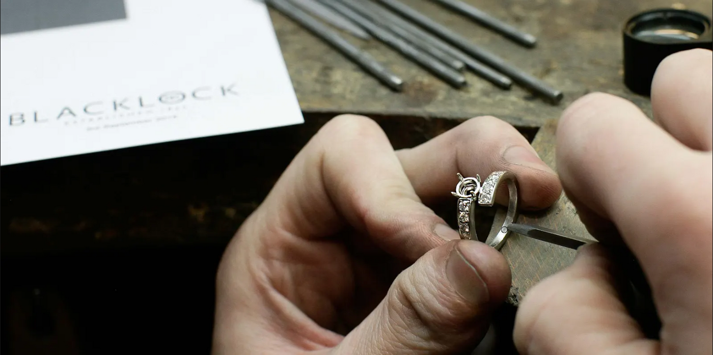 Crafting a Unique Jewel of Exceptional Quality