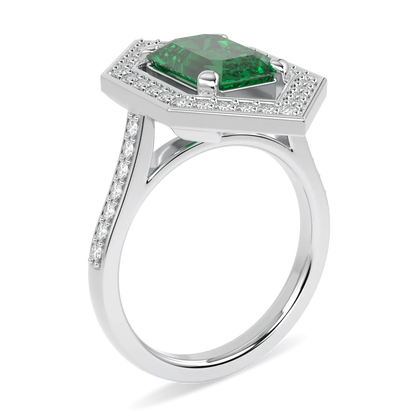 Blacklock Emerald and Diamond ring in Platinum, Blacklock High Jewellery collection — detail view